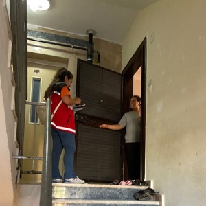ASDEP ekiplerimizle, hizmetlerimizi vatandaşlarımızla buluşturmaya, gerekli rehberlik ve yönlendirmeleri yapmaya devam ediyoruz.  #PsikososyalDestek  📍Erdemli  - fotoğraf 1
