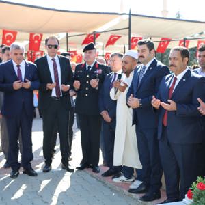 19 Eylül Gaziler Günü Dolayısıyla Düzenlenen Çelenk Sunma Törenine Katıldık. - fotoğraf 2