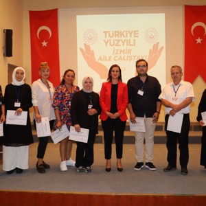 "Türkiye Yüzyılı - İzmir Aile Çalıştayı" 20 Eylül 2023 Tarihinde Gerçekleştirildi. - fotoğraf 10