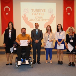 "Türkiye Yüzyılı - İzmir Aile Çalıştayı" 20 Eylül 2023 Tarihinde Gerçekleştirildi. - fotoğraf 11