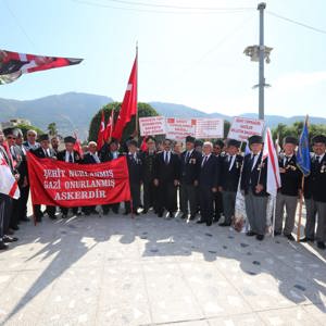  19 Eylül Gaziler Günü Antakya Anıt Meydanı’nda Büyük Bir Gurur ve Coşku İle Kutlandı - fotoğraf 2