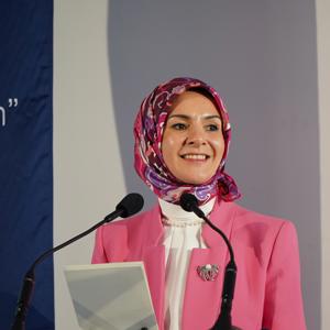 Emine Erdoğan Hanımefendi ve Bakanımız Mahinur Özdemir Göktaş, TİKAD’ın "Dünyaya Yön Veren Kadınlar" Etkinliğine Katıldı - fotoğraf 3
