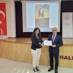 İlimizde "Türkiye Yüzyılında Mutlu Aile, Güçlü Toplum" temalı Aile Çalıştayı düzenlenmiştir. - fotoğraf 11