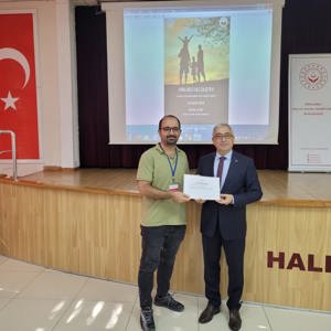 İlimizde "Türkiye Yüzyılında Mutlu Aile, Güçlü Toplum" temalı Aile Çalıştayı düzenlenmiştir. - fotoğraf 12