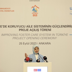 Türkiye'de Koruyucu Aile Sisteminin Güçlendirilmesi Projesi Tanıtıldı - fotoğraf 1