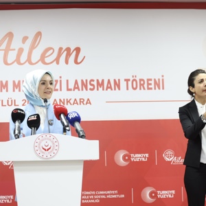 Aile ve Sosyal Hizmetler Bakanımız Göktaş, "AİLEM Engelsiz İletişim Merkezi Tanıtım Töreni"ne Katıldı - fotoğraf 1