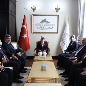 Bakanımız Mahinur Özdemir Göktaş  5. Uluslararası GastroAfyon Turizm ve Lezzet Festivali’nin Açılışına Katıldı	 - fotoğraf 10