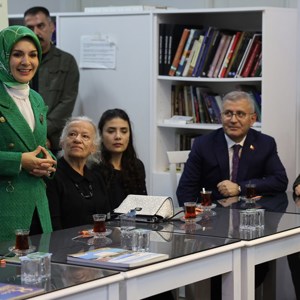 Bakanımız Mahinur Özdemir Göktaş Serebral Palsili Gençlerle Bir Araya Geldi - fotoğraf 8