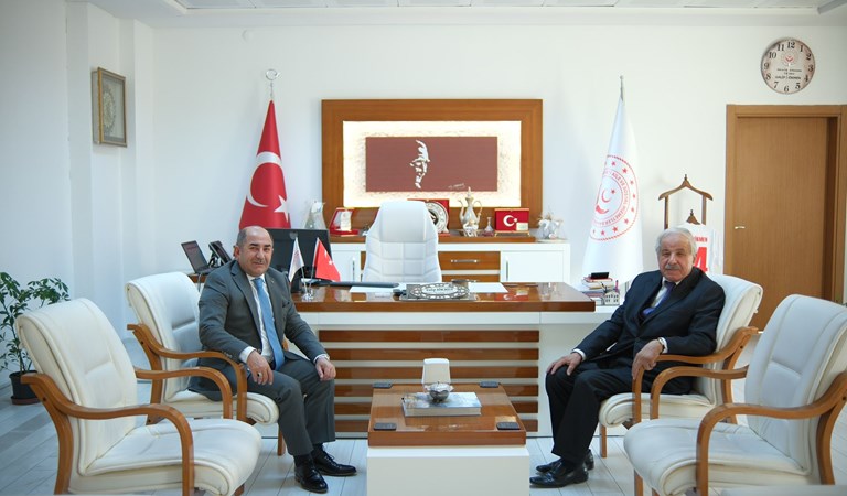 Malatya Hacı Bektaşi Veli Kültür merkezi vakfı başkanı Hasan Meşeli dede il müdürümüz Galip Sökmen’i ziyaret etti