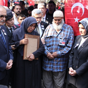 Şehidimiz Reyhanlı' da son yolculuğuna uğurlandı. - fotoğraf 7