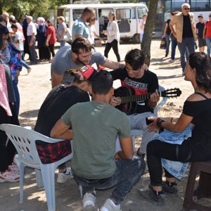 Şehit Ailelerimiz ve Çocuklarımız “Nesiller Buluşuyor” Projesi Kapsamında Düzenlenen Piknik Programında Bir Araya Geldi. - fotoğraf 9