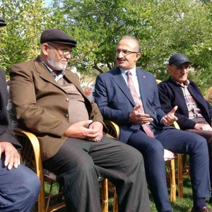 Kahramanmaraş merkezli depremlerde binaları hasar gören depremzede huzurevi sakinleri, psikososyal destekle depremin izlerini silmeye çalışıyor. - fotoğraf 2