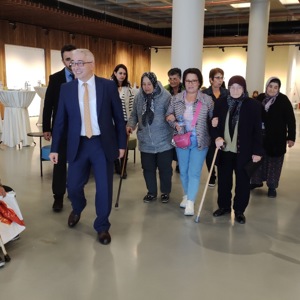 Cumhuriyetimizin 100. Yılı Etkinlikleri Kapsamında Lüleburgaz Ramazan Yaman Huzurevi ve Yaşlı Bakım ve Rehabilitasyon Merkezi Müdürlüğü tarafından 100.Yıl Sergisi Düzenlendi. - fotoğraf 4