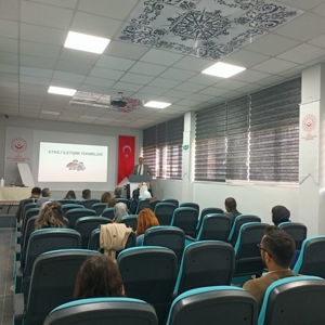 Yozgat Aile ve Sosyal Hizmetler İl Müdürlüğü’nce personellerine “Etkili İletişim Eğitimi” düzenlendi. - fotoğraf 3