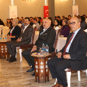 “Aile ve Sosyal Hizmetler İl Müdürlükleri Kreş Birimlerinde Görevli Personele Yönelik Hizmet İçi Eğitim Programı” Yapıldı. - fotoğraf 1