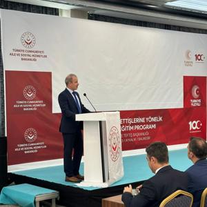 Rehberlik ve Teftiş Başkanlığımızca Ayvalık'ta Düzenlenen Bakanlığımız Müfettişlerine Yönelik Hizmet İçi Eğitim Programı Başkanımız Sayın Mahmut  KARDAŞ'ın Açılış Konuşması İle Başlamıştır.  - fotoğraf 1