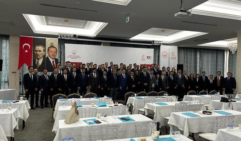 Rehberlik ve Teftiş Başkanlığımızca Ayvalık'ta Düzenlenen Bakanlığımız Müfettişlerine Yönelik Hizmet İçi Eğitim Programı Tamamlanmıştır.