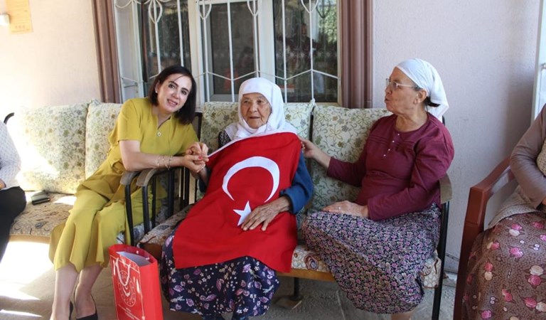 Türkiye Yüzyılı Kadınlarına Ziyaret 