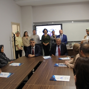 "AKTİF YAŞLANMA VE ÇOCUKLARIN BİREYSEL GELİŞİMİNİ DESTEKLEME PROJESİ” ETKİNLİKLERİ BAŞLADI - fotoğraf 3