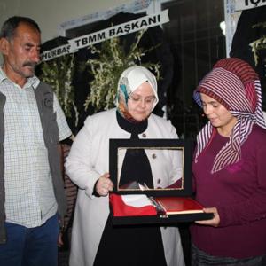 Sayın Bakanımızın Şehit Uzman Onbaşı Mehmet ACAR’ın Ailesine Taziye Ziyareti - fotoğraf 2