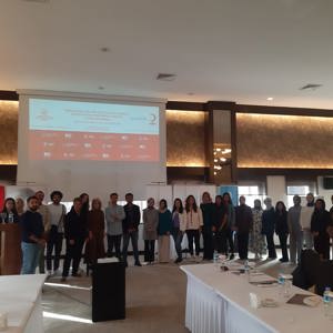Psikososyal Destek Çocuk Alanlarında Görev Yapan Personele Yönelik Eğitim Programı Düzenlendi - fotoğraf 2