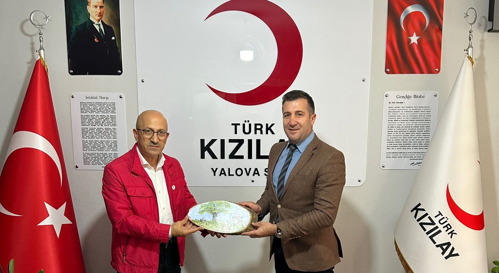 İl Müdürümüz Arif LAÇİN Türk Kızılayı Yalova Şube Başkanı Selvet DUMAN’ı Ziyaret Etti