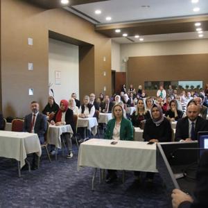 Kadınların Kooperatifler Yoluyla Güçlendirilmesi Projesi kapsamında Çorum Pazarlama Ağı Geliştirilmesi Toplantısı ilimizde başladı. - fotoğraf 3