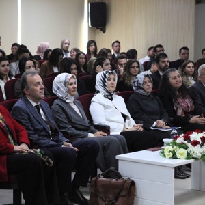 Türkiye Yüzyılında Aile Söyleşileri Devam Ediyor - fotoğraf 2