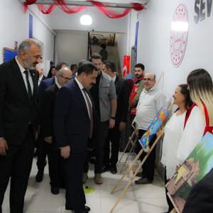 Gündüzlü Bakım ve Aktif Yaşam Merkezimiz tarafından Cumhuriyetimizin 100. yılı kapsamında sergi ve kutlama programı gerçekleştirildi. - fotoğraf 1