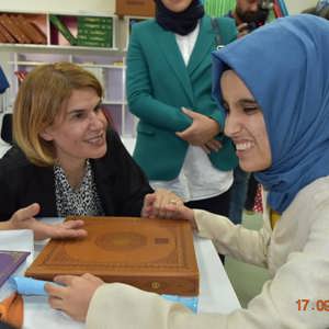 Milli Eğitim Bakanımız Sayın Ziya SELÇUK’ un Eşi Hanımefendi Rana SELÇUK İpekyolu Gündüzlü Bakım Rehabilitasyon ve Aile Danışmanlık Merkezi Müdürlüğüne ziyarette bulundular. - fotoğraf 8