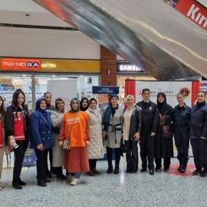 İl Müdürümüz Rukiye ERYILMAZ'ın 25 Kasım Kadına Yönelik Şiddetle Uluslararası Mücadele Günü  Mesajı - fotoğraf 7