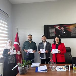 Öğretmenler Günü Dolayısıyla Öğretmen Personellerimize Tebrik Kartı İlettik - fotoğraf 4