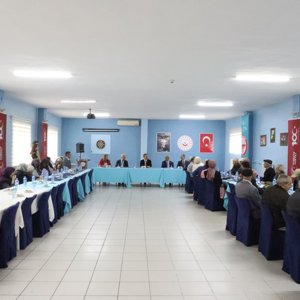 Valimiz Sayın Birol EKİCİ 24 Kasım Öğretmenler Günü Münasebetiyle Kırklareli Huzurevi Müdürlüğünden Hizmet Almakta Olan Emekli Öğretmenlerimizi Ziyaret Etti. - fotoğraf 5