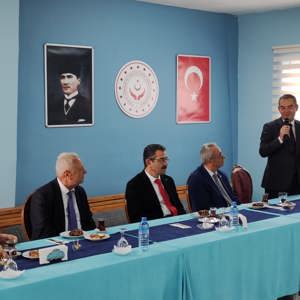 Valimiz Sayın Birol EKİCİ 24 Kasım Öğretmenler Günü Münasebetiyle Kırklareli Huzurevi Müdürlüğünden Hizmet Almakta Olan Emekli Öğretmenlerimizi Ziyaret Etti. - fotoğraf 4
