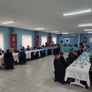 Valimiz Sayın Birol EKİCİ 24 Kasım Öğretmenler Günü Münasebetiyle Kırklareli Huzurevi Müdürlüğünden Hizmet Almakta Olan Emekli Öğretmenlerimizi Ziyaret Etti. - fotoğraf 6