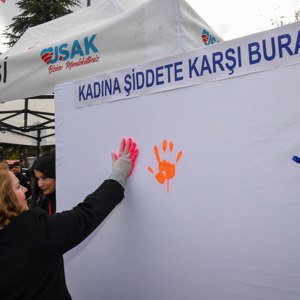 25 Kasım Kadına Yönelik Şiddete Karşı Uluslararası Mücadele Günü  - fotoğraf 5