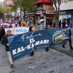 25 Kasım Kadına Yönelik Şiddete Karşı Uluslararası Mücadele Günü  - fotoğraf 4