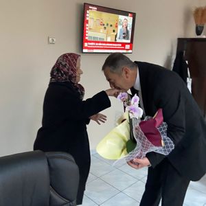 Kırklareli Huzurevi Müdürlüğümüzden hizmet almakta olan değerli büyüklerimiz İl Müdürümüz Sayın Bilgin ÖZBAŞ' a iadei ziyerette bulundu. - fotoğraf 2