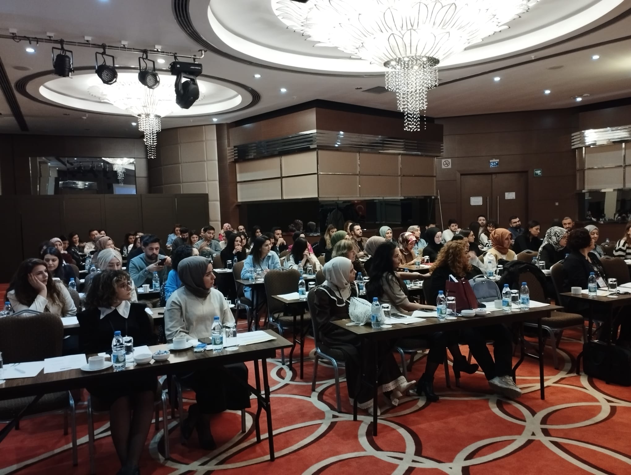 “Türkiye'de Koruyucu Aile Sisteminin Güçlendirilmesi Projesi Değerlendirme Çerçevesi Eğitimi” Başladı