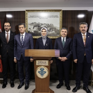 Bakanımız Göktaş, Şırnak'ta 6 Nolu Aile Destek Merkezi ile Belediye Kadın Yaşam Merkezi’nin Açılışını Yaptı - fotoğraf 10