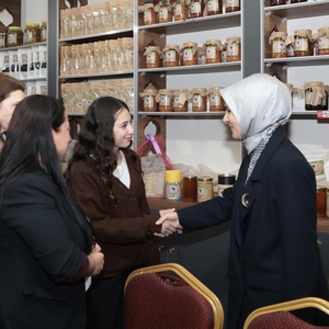 Bakanımız Göktaş, Şırnak'ta 6 Nolu Aile Destek Merkezi ile Belediye Kadın Yaşam Merkezi’nin Açılışını Yaptı - fotoğraf 6