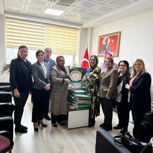 Hizmetiçi eğitim veren Bölge Adliye Mahkemesi Hakimlerine emeklerinden dolayı teşekkür ziyareti gerçekleştirilmiştir - fotoğraf 3