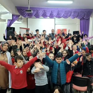 “Vatan ve Kahramanlık Buluşmaları” Projesi ile Öğrencilerle Gaziler Bir Araya Geliyor - fotoğraf 10