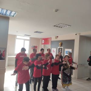 İl Müdürümüz Manisa Özel Vakıfbank Ziçev Bakım ve Rehabilitasyon Merkezini Ziyaret Etti - fotoğraf 5