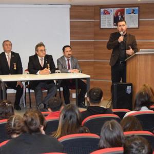 UŞAK ANADOLU LİSESİ ÖĞRENCİLERİNİ KAHRAMAN GAZİLERİMİZ İLE BULUŞTURDUK - fotoğraf 6