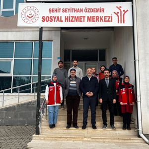 İl Müdürümüz Abdulbari AKSOY, Solhan Şehit Seyithan Özdemir Sosyal Hizmet Merkezimize Ziyarete Bulundular. - fotoğraf 1