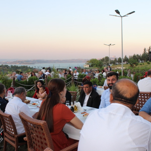 Adana Valiliğimiz Tarafından “19 Eylül Gaziler Günü” Kutlamaları Kapsamında Yemek Programı Düzenlendi - fotoğraf 8