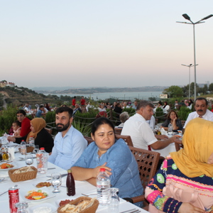 Adana Valiliğimiz Tarafından “19 Eylül Gaziler Günü” Kutlamaları Kapsamında Yemek Programı Düzenlendi - fotoğraf 13