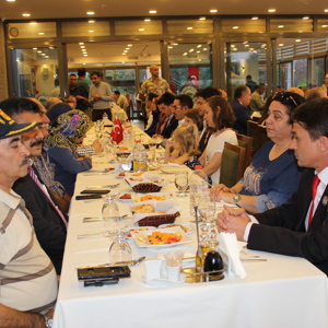 Adana Valiliğimiz Tarafından “19 Eylül Gaziler Günü” Kutlamaları Kapsamında Yemek Programı Düzenlendi - fotoğraf 14