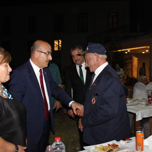 Adana Valiliğimiz Tarafından “19 Eylül Gaziler Günü” Kutlamaları Kapsamında Yemek Programı Düzenlendi - fotoğraf 28